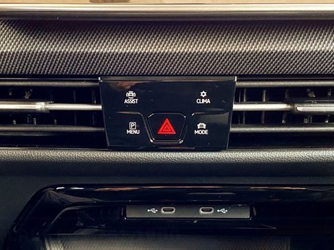 New 2026 Volkswagen GTI SE FWD image 24