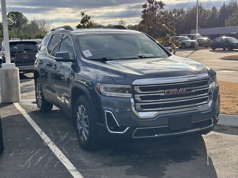 Used 2020 GMC Acadia SLT image 1