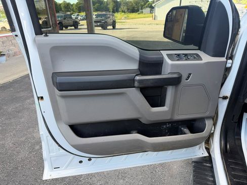 Used 2018 Ford F150 XL w/ Equipment Group 101A Mid AWD/4WD image 12