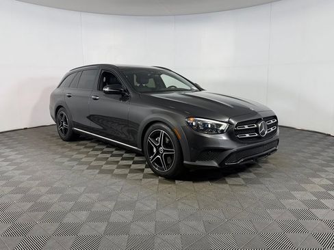 Used 2021 Mercedes-Benz E 450 4MATIC All-Terrain Wagon image 2