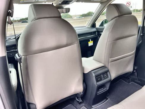 Used 2026 Honda CR-V EX-L image 13
