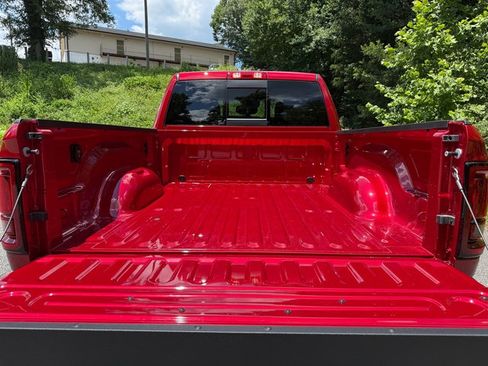 Used 2025 RAM 2500 Tradesman RWD image 8