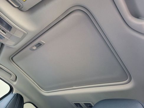 New 2025 MAZDA CX-5 AWD 2.5 S w/ Premium Plus Pkg image 19