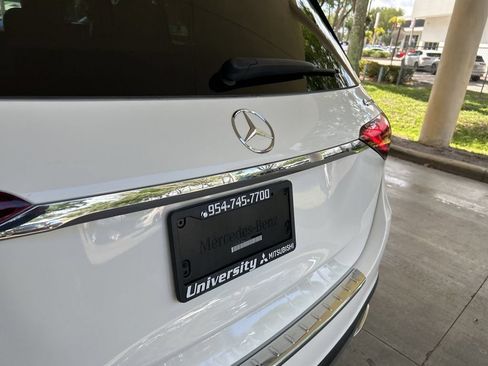Used 2022 Mercedes-Benz GLE 450 4MATIC w/ AMG Line Exterior image 21