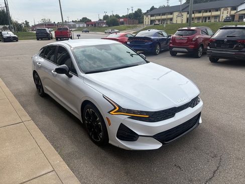 Used 2022 Kia K5 GT-Line AWD/4WD image 5