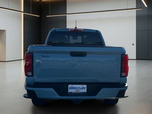 Used 2025 Chevrolet Colorado LT w/ LT Convenience Package AWD/4WD image 5