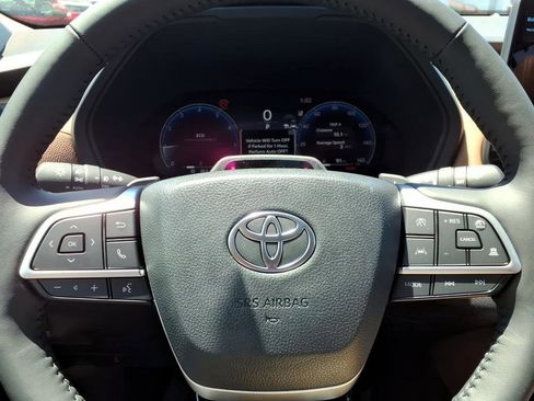 New 2026 Toyota Grand Highlander AWD image 16