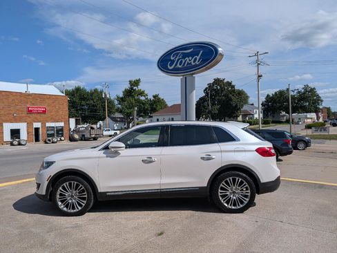 Used 2018 Lincoln MKX Reserve w/ Lincoln MKX Climate Package AWD/4WD image 1
