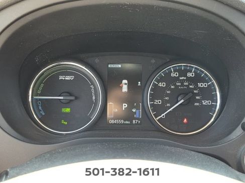 Used 2018 Mitsubishi Outlander SEL AWD/4WD image 29