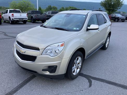 Used 2013 Chevrolet Equinox LT w/ Driver Convenience Package AWD/4WD image 3