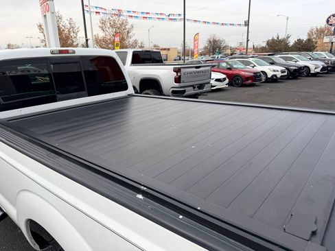 Used 2012 Ford F250 Lariat w/ Lariat Interior Pkg image 28