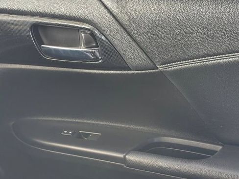 Used 2014 Honda Accord Sport image 31