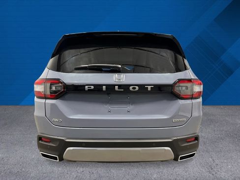 New 2026 Honda Pilot Touring image 5