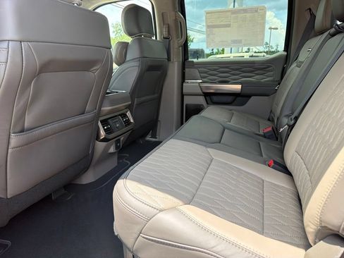 New 2026 Ford F350 Platinum w/ Platinum Plus Package AWD/4WD image 20