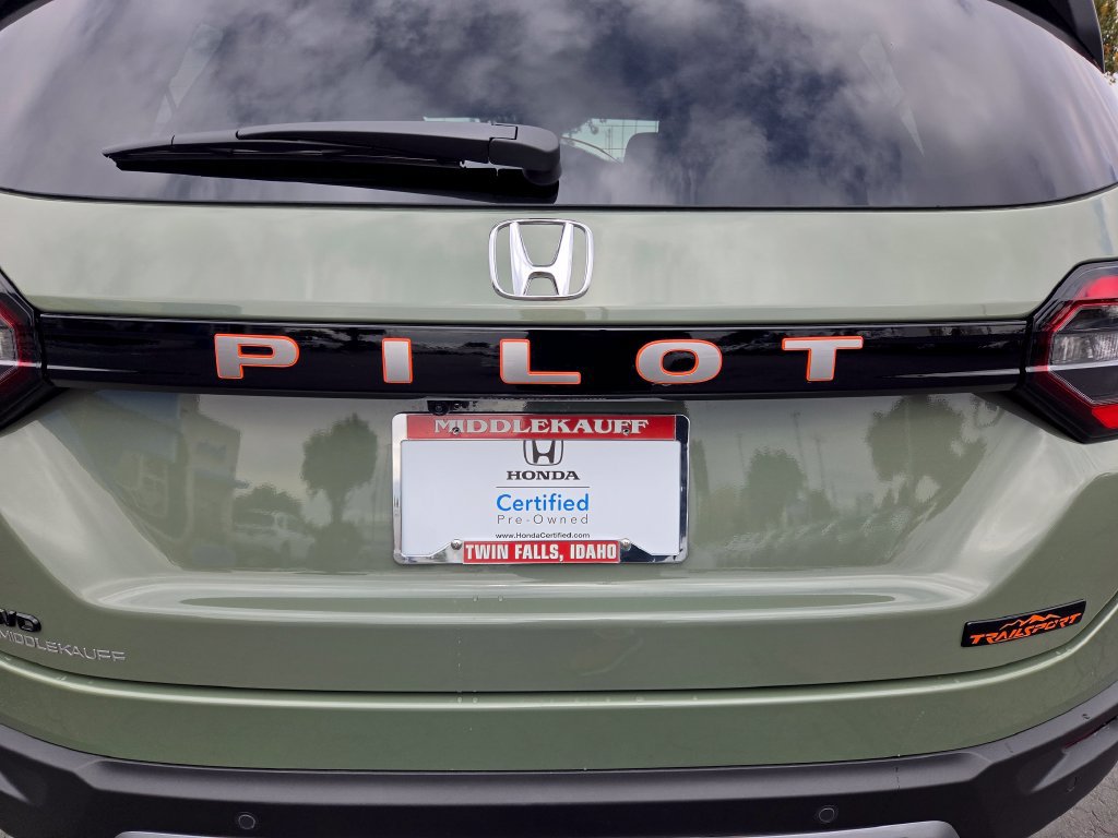Used 2026 Honda Pilot TrailSport image 14