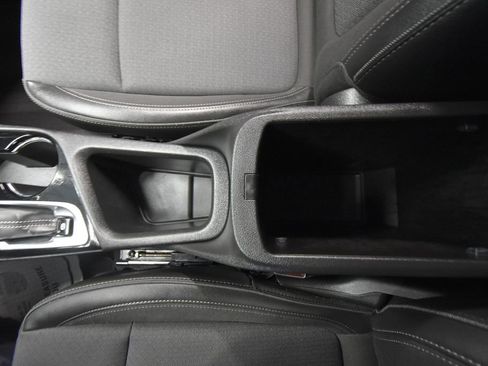 Used 2021 Buick Encore GX Preferred w/ Cold Weather Comfort Package image 20