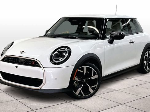 Certified 2025 MINI Cooper S image 1