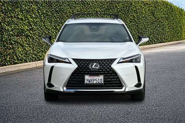 Used 2025 Lexus UX 300h FWD w/ Accessory Package (Z2) image 9