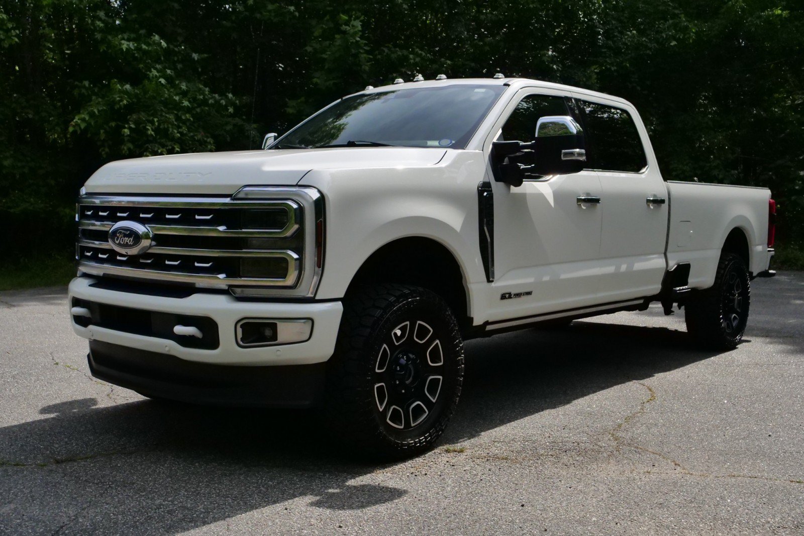 Used 2024 Ford F250 Platinum AWD/4WD image 6