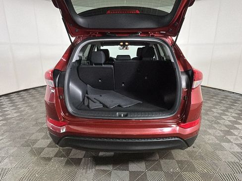 Used 2018 Hyundai Tucson SE FWD image 31