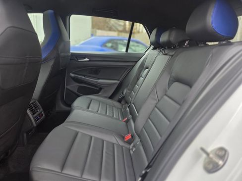 Used 2022 Volkswagen Golf R image 22