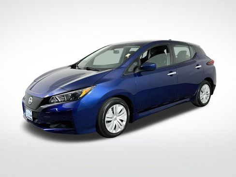 Used 2023 Nissan Leaf S FWD image 4