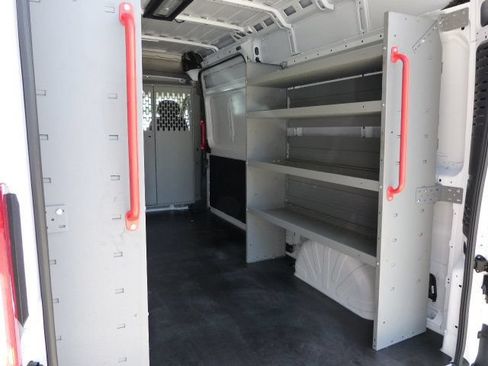 Used 2025 RAM ProMaster 2500 w/ Safety Group FWD image 18