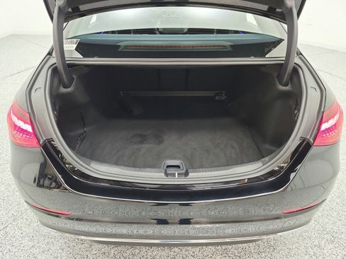 Used 2022 Mercedes-Benz C 300 Sedan image 28