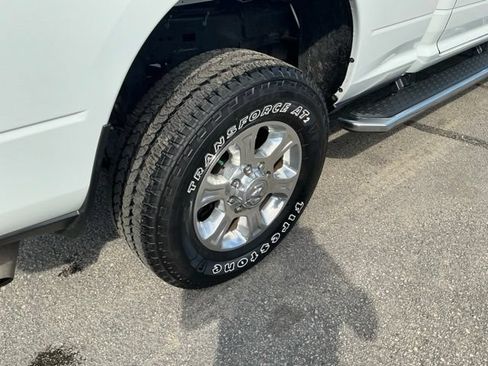 Used 2024 RAM 2500 Big Horn w/ Sport Appearance Package AWD/4WD image 16