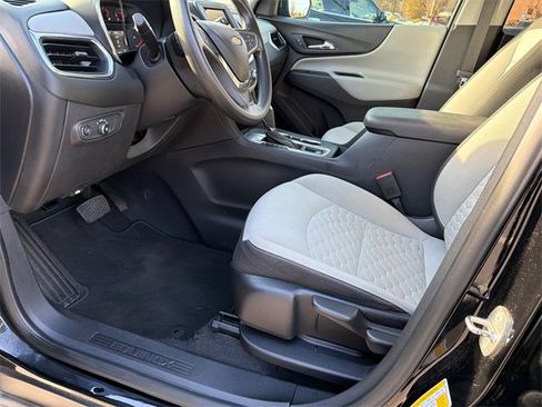 Used 2019 Chevrolet Equinox LS image 9