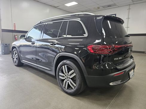 Used 2024 Mercedes-Benz EQB 300 4MATIC image 3