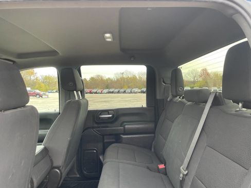 Used 2020 Chevrolet Silverado 2500 Custom w/ Custom Value Package image 21