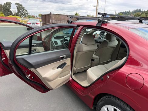 Used 2010 Honda Civic LX image 10