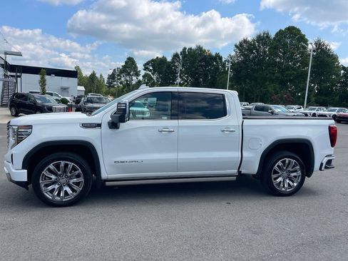 Used 2024 GMC Sierra 1500 Denali w/ Denali Reserve Package AWD/4WD image 2