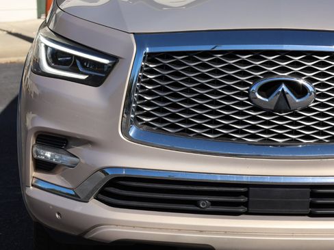 Used 2018 INFINITI QX80 2WD w/ Driver Assistance Package image 27