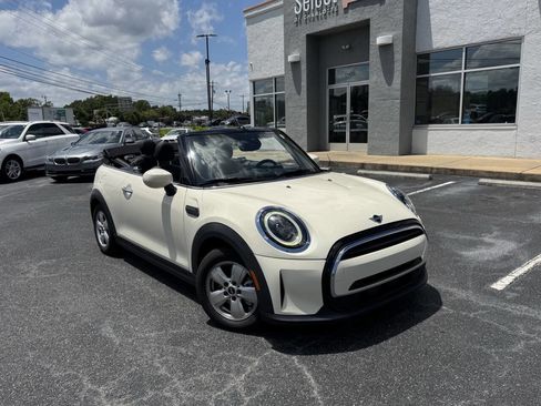 Used 2022 MINI Cooper Convertible image 8
