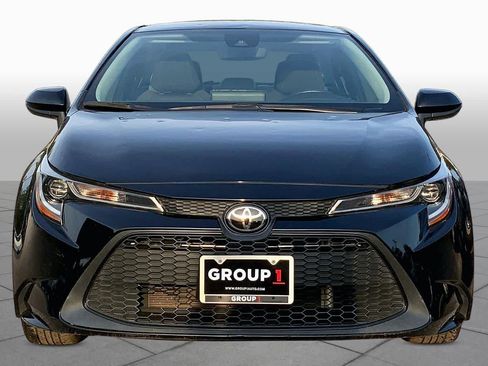 Used 2022 Toyota Corolla LE FWD image 4