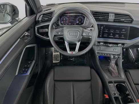 Certified 2025 Audi Q3 2.0T Premium Plus w/ Premium Plus Package image 20