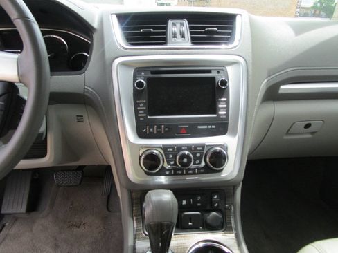Used 2016 GMC Acadia SLT AWD/4WD image 12