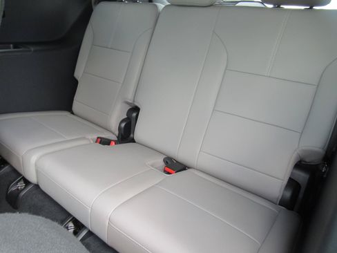 Used 2024 GMC Acadia Elevation w/ Luxury Package FWD image 35