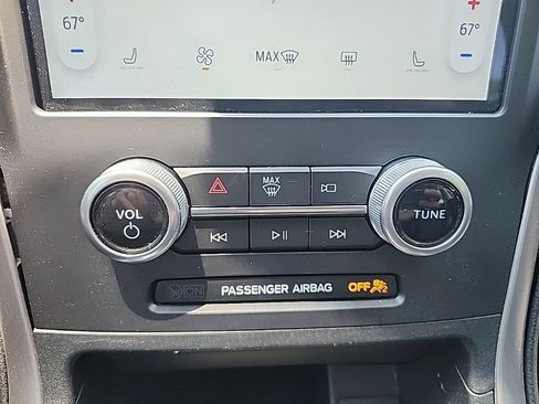 Used 2022 Ford Edge SEL AWD/4WD image 7