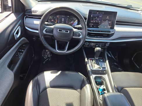 Used 2022 Jeep Compass Latitude w/ Sun and Sound Group AWD/4WD image 20