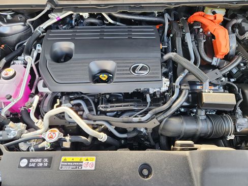 New 2025 Lexus RX 450h AWD w/ Luxury Package image 21