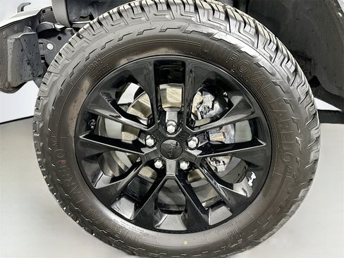 Used 2021 Jeep Wrangler Unlimited Sahara image 31