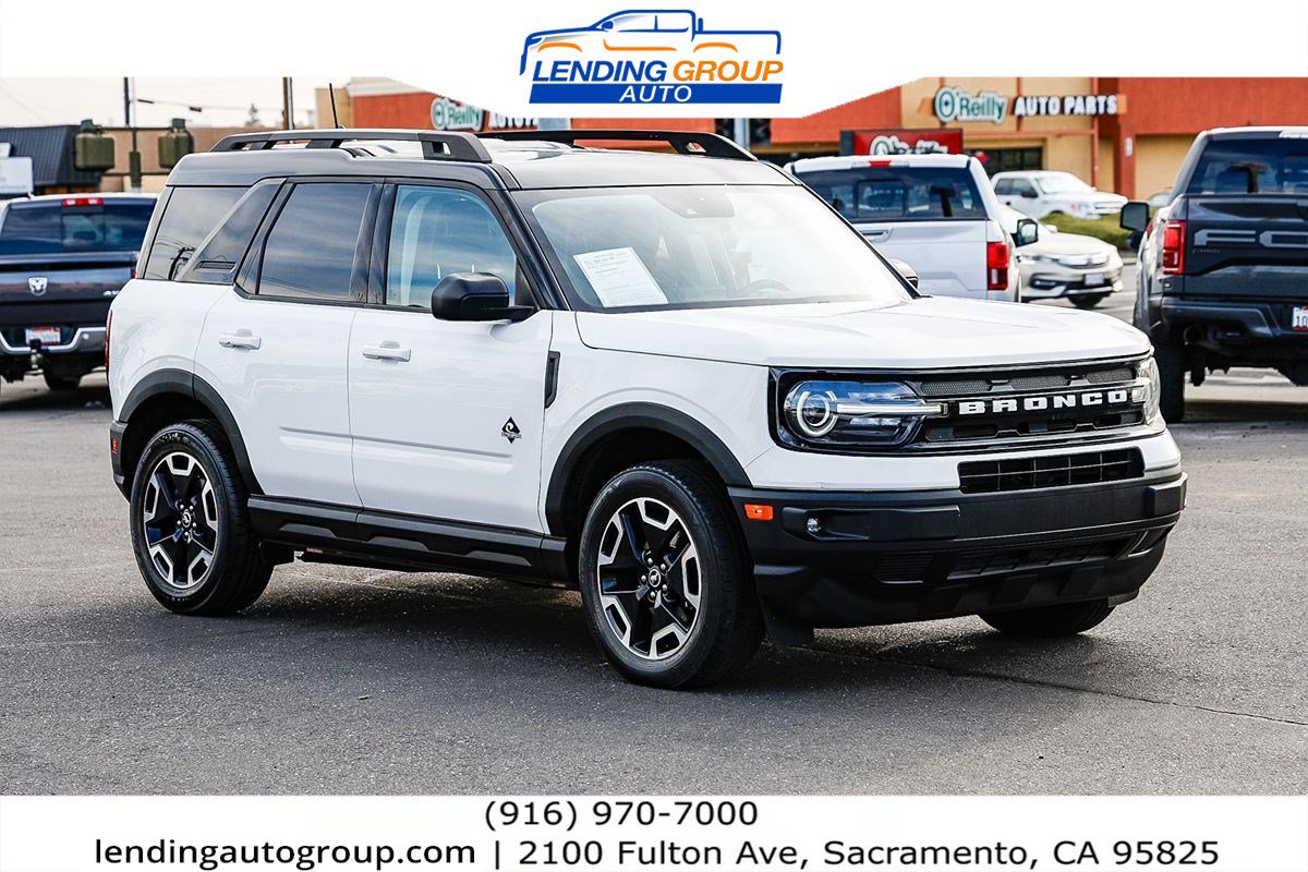 Used 2022 Ford Bronco Sport Outer Banks w/ Tech Package AWD/4WD image 5