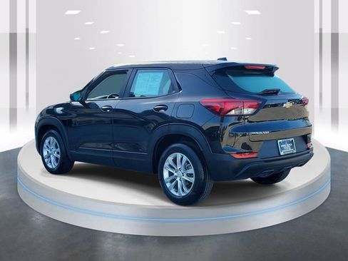 Used 2023 Chevrolet TrailBlazer LS FWD image 4