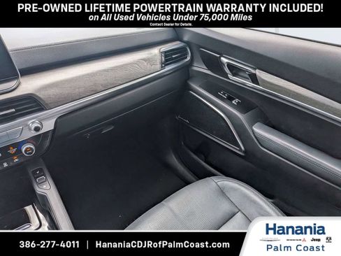 Used 2021 Kia Telluride SX w/ Towing Package FWD image 17