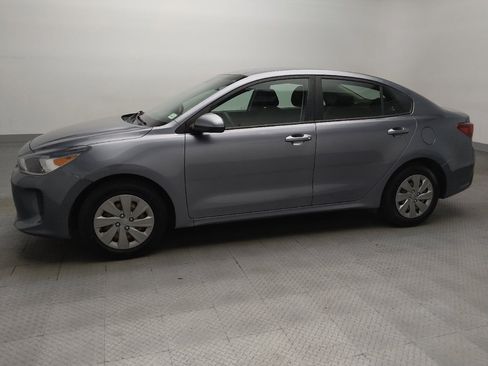 Used 2020 Kia Rio S FWD image 2