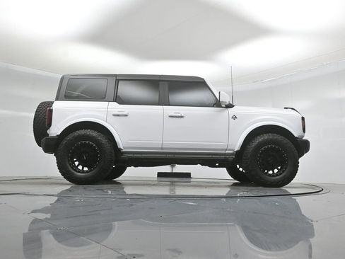 Used 2021 Ford Bronco Outer Banks AWD/4WD image 42