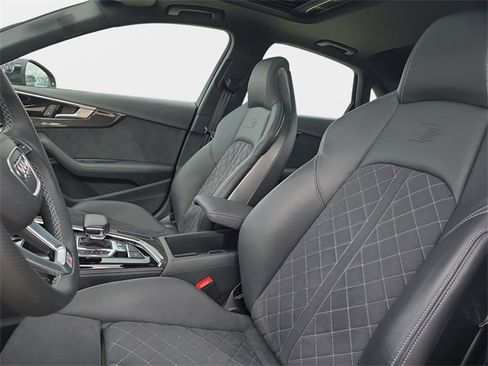Used 2023 Audi S4 Prestige w/ Prestige Package image 19